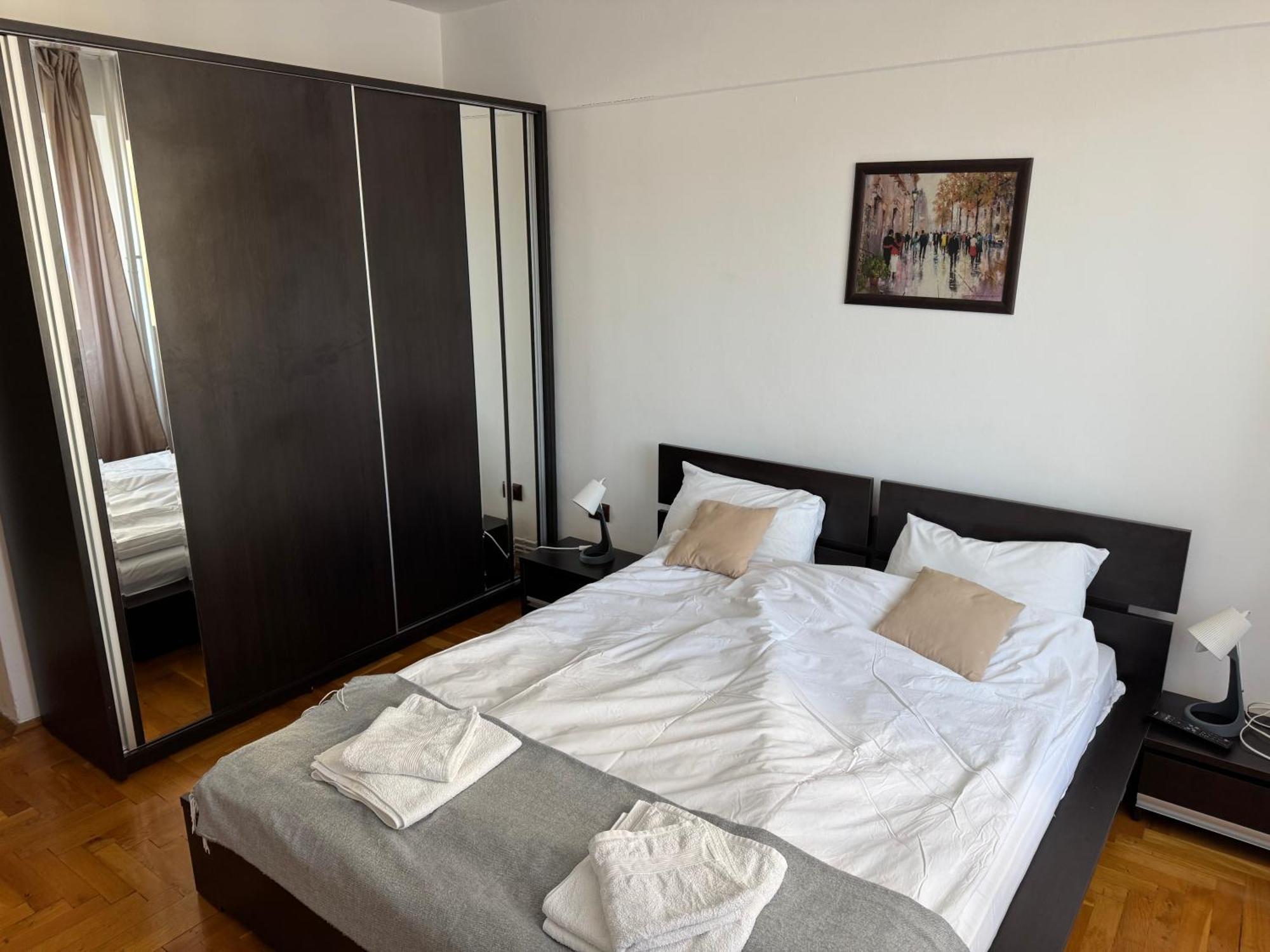 Hosthea Apartment *